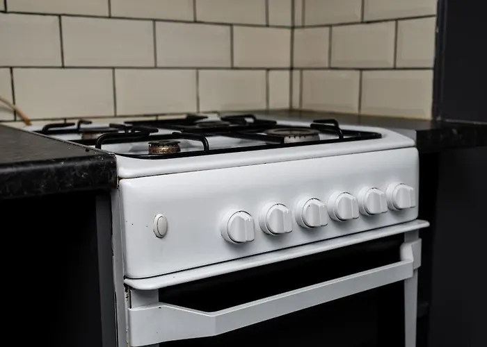 Graham House Leeds (West Yorkshire)