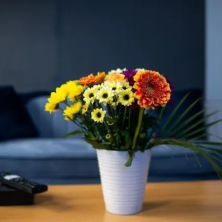 Graham House * Leeds (West Yorkshire)